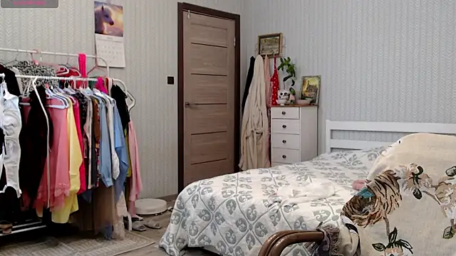 Soffya Soy online show from April 4, 7:11 pm