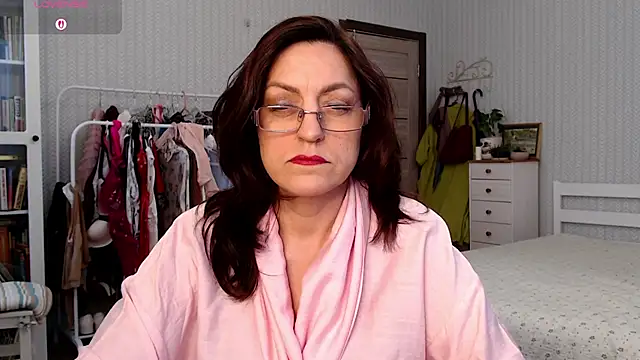 Soffya Soy online show from April 16, 6:58 am