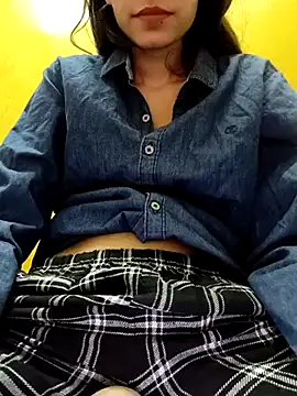 cute IndianBabe online show from March 9, 1:46 am