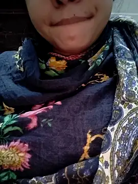 cute IndianBabe online show from November 30, 10:36 pm