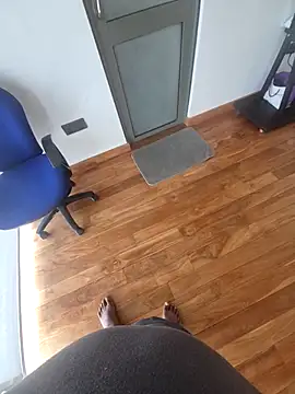 Snapshot of SlPussylick chatting on November 10, 8:35 am SlPussylick online show from November 10, 8:35 am