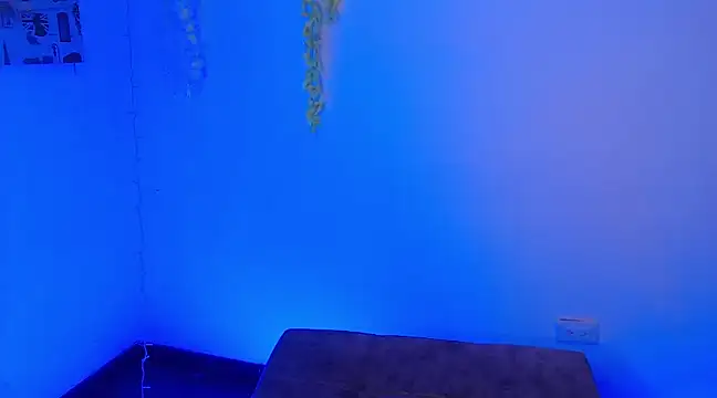 caamille025 online show from February 2, 10:35 am