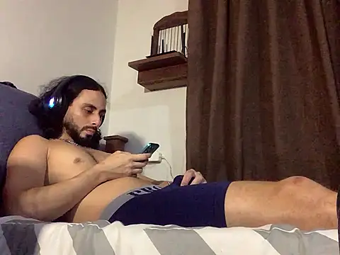 Nooneisthis online show from January 18, 6:50 am