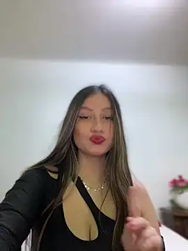 Snapshot of sofia_fiore4 chatting on January 31, 12:51 pm sofia fiore4 online show from January 31, 12:51 pm