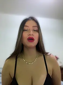 Snapshot of sofia_fiore4 chatting on February 26, 9:32 am sofia fiore4 online show from February 26, 9:32 am