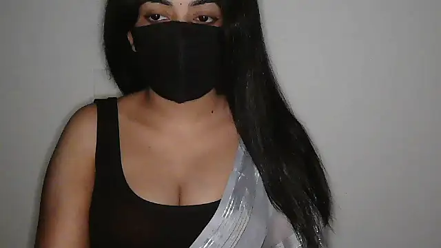 Snapshot of Reddy_Trisha chatting on January 19, 1:09 am Reddy Trisha online show from January 19, 1:09 am