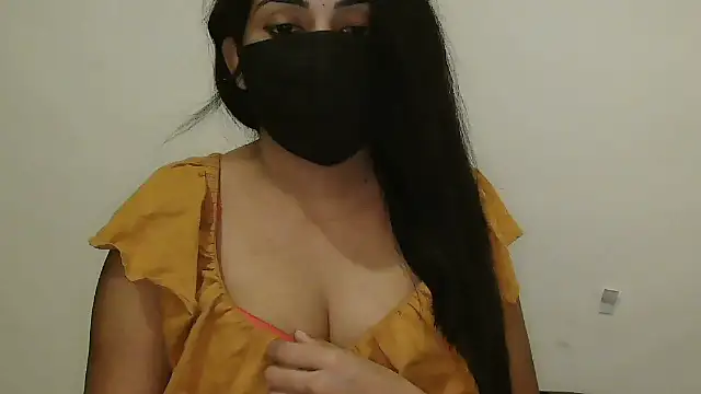 Snapshot of Reddy_Trisha chatting on February 20, 3:34 pm Reddy Trisha online show from February 20, 3:34 pm