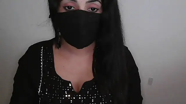 Snapshot of Reddy_Trisha chatting on February 23, 9:39 am Reddy Trisha online show from February 23, 9:39 am