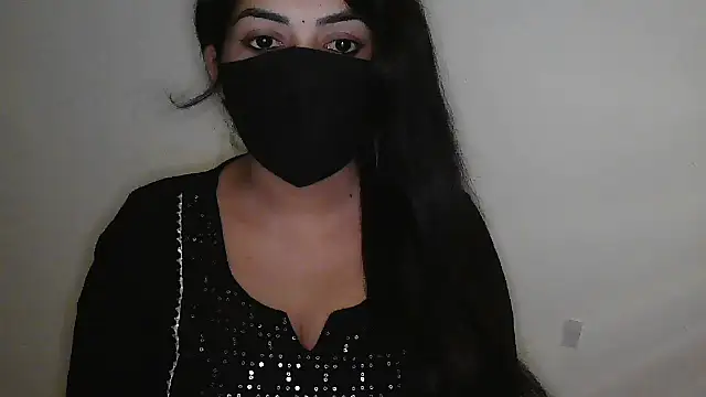 Snapshot of Reddy_Trisha chatting on February 23, 9:45 pm Reddy Trisha online show from February 23, 9:45 pm