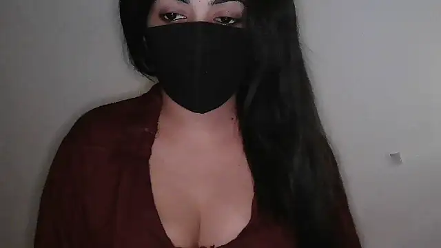 Snapshot of Reddy_Trisha chatting on April 2, 10:51 pm Reddy Trisha online show from April 2, 10:51 pm