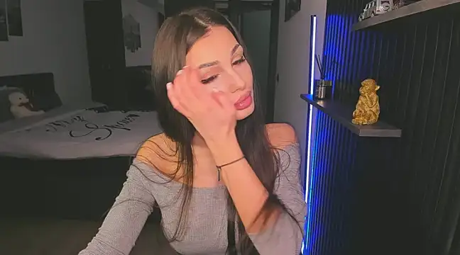 HelenShawn online show from January 30, 9:25 pm