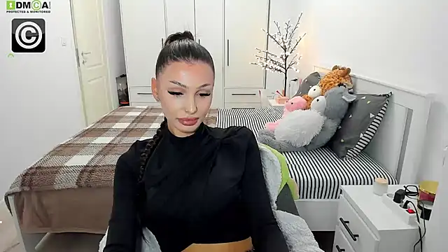 HelenShawn online show from December 21, 8:16 pm