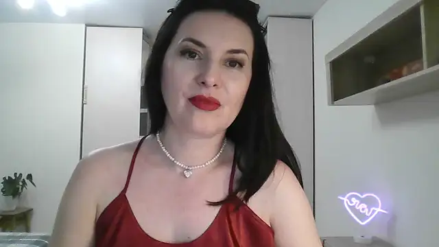Snapshot of Victoria_Glam chatting on January 23, 8:02 pm Victoria Glam online show from January 23, 8:02 pm