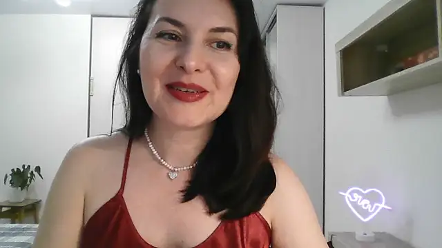 Snapshot of Victoria_Glam chatting on January 24, 11:23 pm Victoria Glam online show from January 24, 11:23 pm