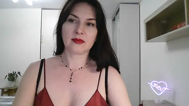 Snapshot of Victoria_Glam chatting on January 28, 6:39 pm Victoria Glam online show from January 28, 6:39 pm