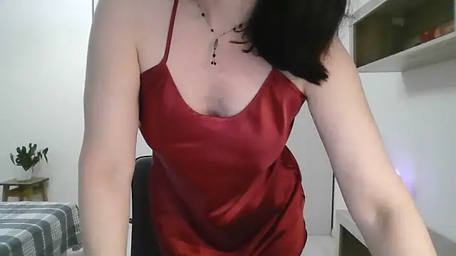 Snapshot of Victoria_Glam chatting on February 10, 9:25 pm Victoria Glam online show from February 10, 9:25 pm