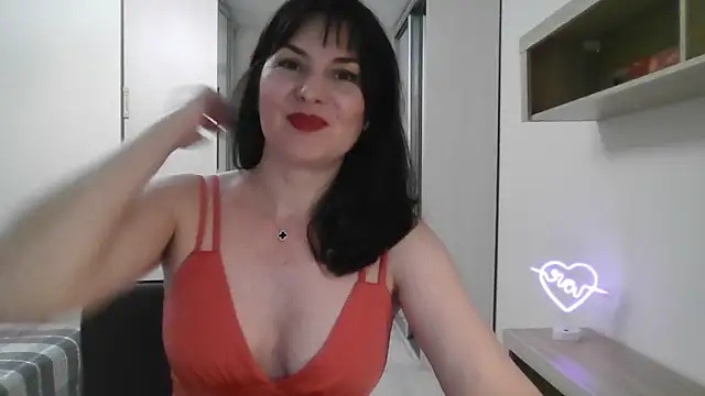Snapshot of Victoria_Glam chatting on February 11, 7:05 pm Victoria Glam online show from February 11, 7:05 pm