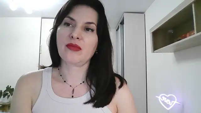 Snapshot of Victoria_Glam chatting on February 28, 9:44 pm Victoria Glam online show from February 28, 9:44 pm