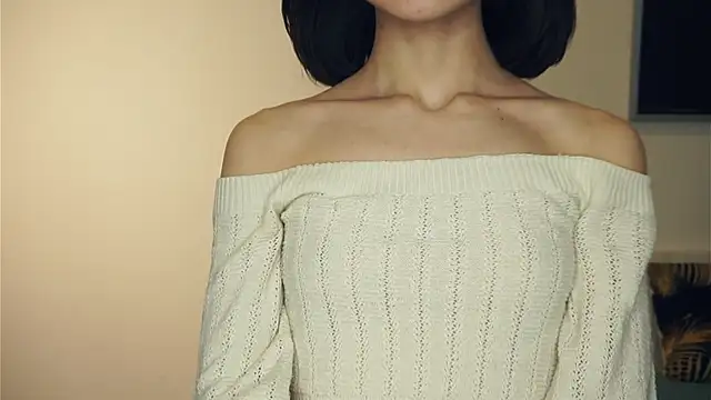 VeronaCritchlow online show from February 5, 10:51 am