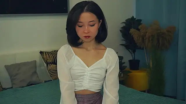 VeronaCritchlow online show from March 9, 7:34 am