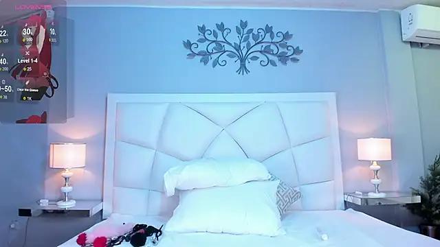 ZoeySnow online show from March 14, 5:57 pm