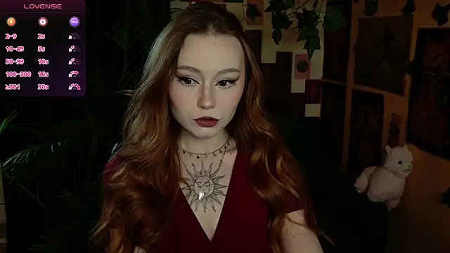 Snapshot of Yo_Pixxie chatting on February 13, 7:56 am Yo Pixxie online show from February 13, 7:56 am