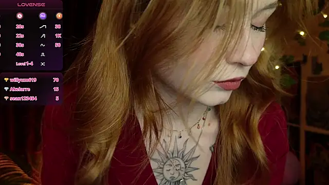 Snapshot of Yo_Pixxie chatting on February 13, 11:06 am Yo Pixxie online show from February 13, 11:06 am