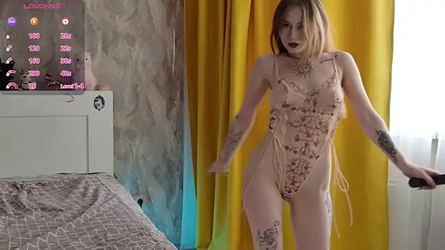 Snapshot of Yo_Pixxie chatting on March 1, 12:23 pm Yo Pixxie online show from March 1, 12:23 pm