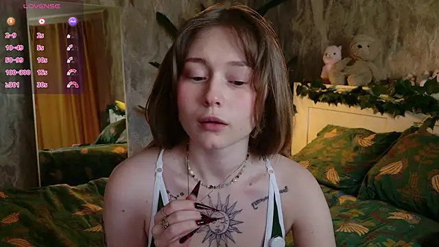 Snapshot of Yo_Pixxie chatting on September 29, 6:40 am Yo Pixxie online show from September 29, 6:40 am