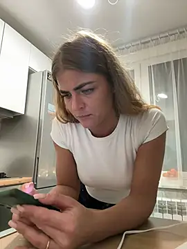 Donna Sun online show from February 4, 5:12 pm