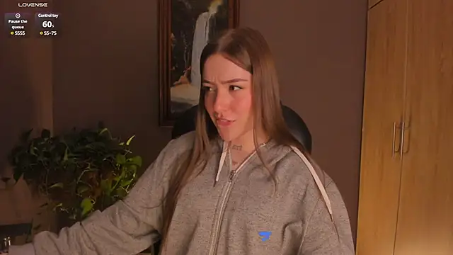 Snapshot of eilynxx chatting on February 4, 11:38 pm eilynxx online show from February 4, 11:38 pm