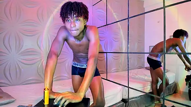 Snapshot of JackBBC18 chatting on January 31, 8:22 pm JackBBC18 online show from January 31, 8:22 pm