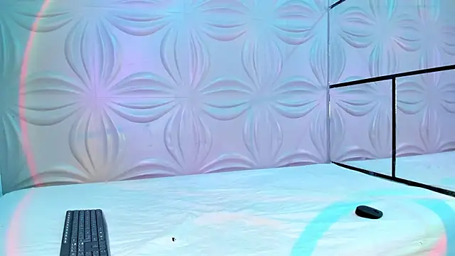 Snapshot of JackBBC18 chatting on February 10, 11:25 am JackBBC18 online show from February 10, 11:25 am