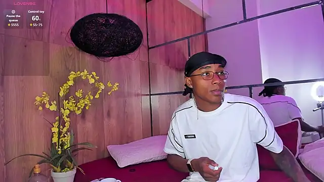 Snapshot of JackBBC18 chatting on September 25, 2:21 pm JackBBC18 online show from September 25, 2:21 pm