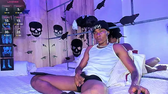 Snapshot of JackBBC18 chatting on October 17, 12:30 pm JackBBC18 online show from October 17, 12:30 pm