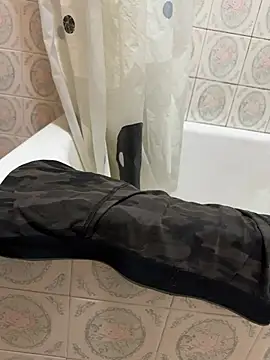 Snapshot of danycorrerse chatting on January 28, 10:23 pm danycorrerse online show from January 28, 10:23 pm