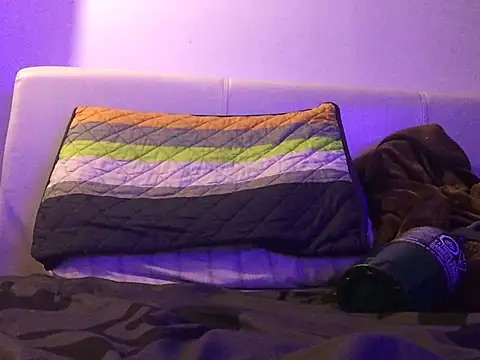 Pilote19 online show from February 13, 5:47 am