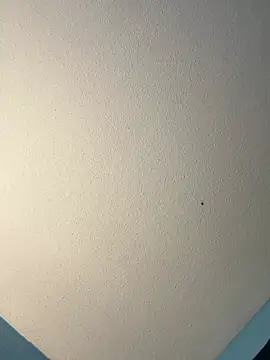 Snapshot of squirmxx10 chatting on March 5, 6:33 am squirmxx10 online show from March 5, 6:33 am