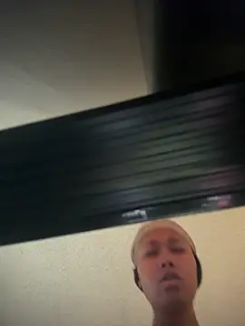 Snapshot of squirmxx10 chatting on January 7, 11:07 pm squirmxx10 online show from January 7, 11:07 pm