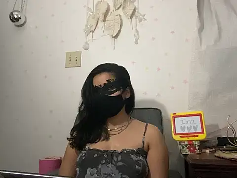 desiiiinigal online show from November 26, 7:26 pm