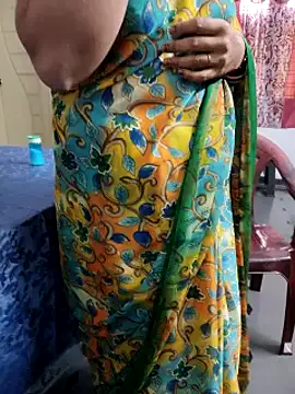 Snapshot of laxmitelugu78 chatting on March 8, 9:17 am laxmitelugu78 online show from March 8, 9:17 am