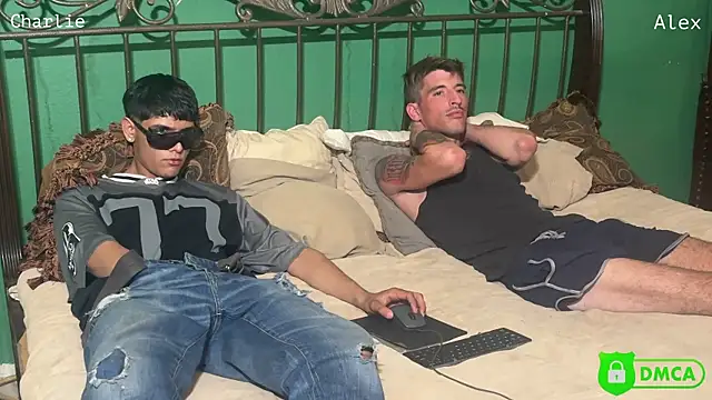 badrolemodelx online show from March 12, 9:59 am