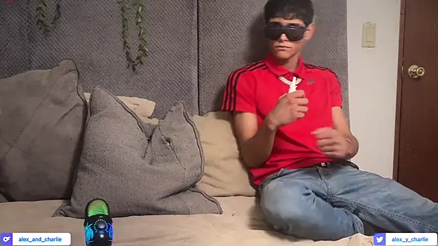 badrolemodelx online show from April 13, 3:45 am