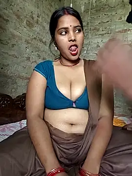 Snapshot of Simrandeshipp chatting on March 18, 4:59 am Simrandeshipp online show from March 18, 4:59 am