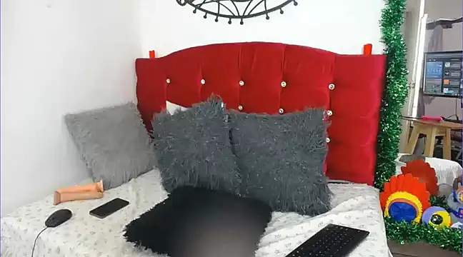 Kristin milk online show from January 24, 3:02 pm