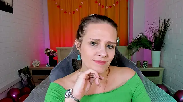 EmiliaBedy online show from February 10, 12:29 pm