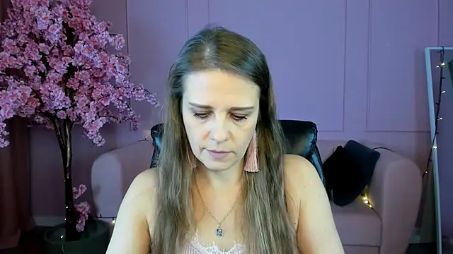 EmiliaBedy online show from February 24, 9:10 am