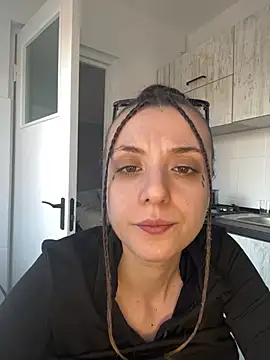 Snapshot of bunnythetailor chatting on January 30, 2:47 pm bunnythetailor online show from January 30, 2:47 pm