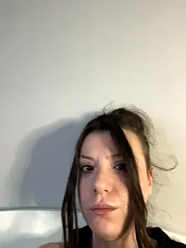 bunnythetailor online show from November 8, 8:47 am