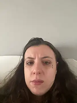 bunnythetailor online show from February 20, 6:26 am